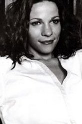 Anne Blaine（莉莉·泰勒饰演）