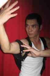 姚汉武（叶剑卫饰演）