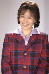 姜素芹（李凤绪饰演）