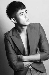 李家庆（李家庆 饰演）