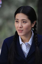 叶秀萝（曾黎饰演）