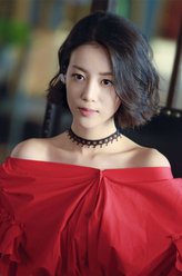 夏乔（李溪芮饰演）