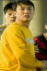 华大姐（张新华饰演）