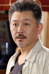 慕容铎（庹宗华饰演）