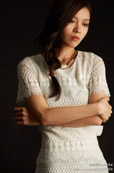 丘玲梅（赖慰玲饰演）