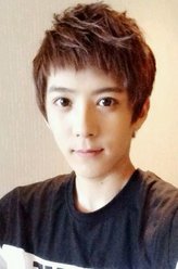 韩志明（孔舒航饰演）