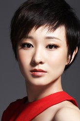 赵正果（霍泥芳饰演）
