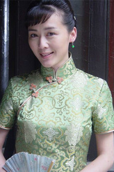 尔新（李琳饰演）