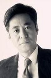 薛云（王伟饰演）