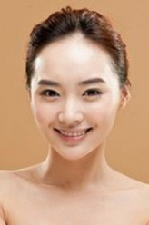 潘露露（沈婷婷饰演）