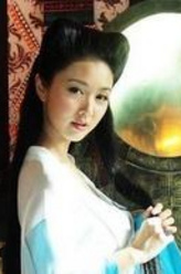 小唯（薛凯琪饰演）