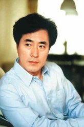 丛校长（杨立新饰演）