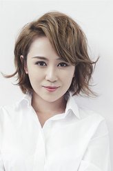 梁慧娴（马丽饰演）