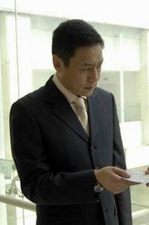 钟凯旋（蒋恺饰演）