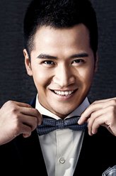 明义（何晟铭饰演）
