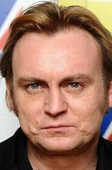 Reverend Anderson（菲利普·格伦尼斯特饰演）