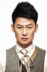 王海山（李健饰演）