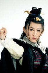 秦紫烟（杨蕊饰演）