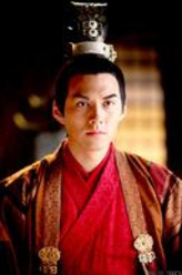 孟祈佑（严屹宽饰演）