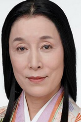 阿薫（高畑淳子饰演）