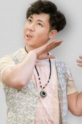 家政小弟（肖旭饰演）