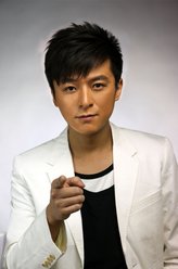 东海风（朱雨辰饰演）