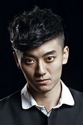 狗儿（陈月末饰演）