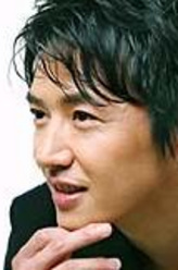 徐东灿（尹尚贤饰演）