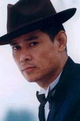 李云飞（刘长纯饰演）