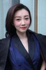 刘静（王晴饰演）