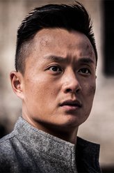 沈英杰（吴健饰演）