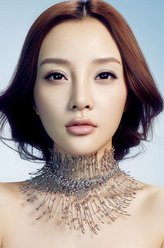 阿咪（李小璐饰演）