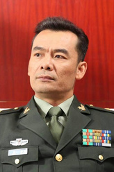 龙潭（宋佳伦饰演）