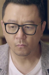 唐健（郭涛饰演）