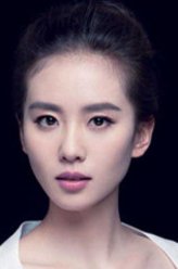姚冰冰（刘诗诗饰演）