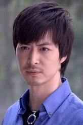 东杉（郭帅饰演）