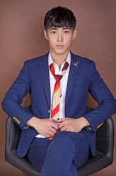 白那日苏（白那日苏 饰演）