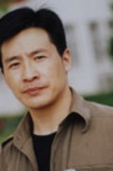 曾山（刘旭饰演）