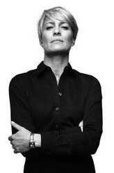 克莱尔·安德伍德（罗宾·怀特饰演）