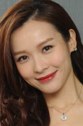 王励凡（李佳芯饰演）