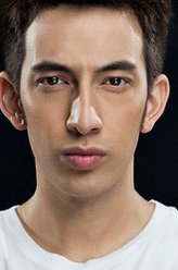 麦克（隋凯饰演）