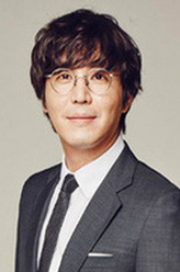 李俊浩（崔元英饰演）