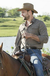 Cole Lockhart（乔舒亚·杰克逊饰演）