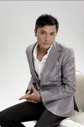 庞应天（关礼杰饰演）