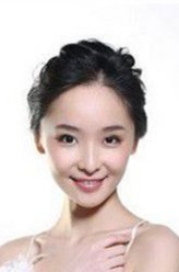 何丽（李曼饰演）