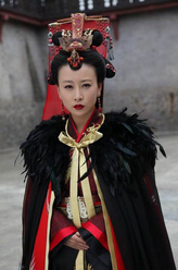 孟嬴（毛俊杰饰演）