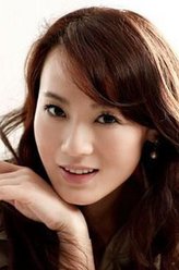 何晓云(何仙姑)（康华饰演）