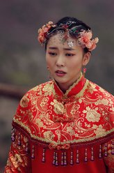 花花（洪悦饰演）