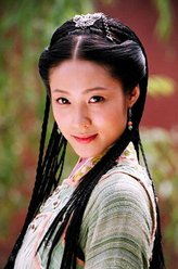 小蛮（秦丽饰演）