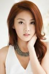 周莹莹（陶嫚曼饰演）
